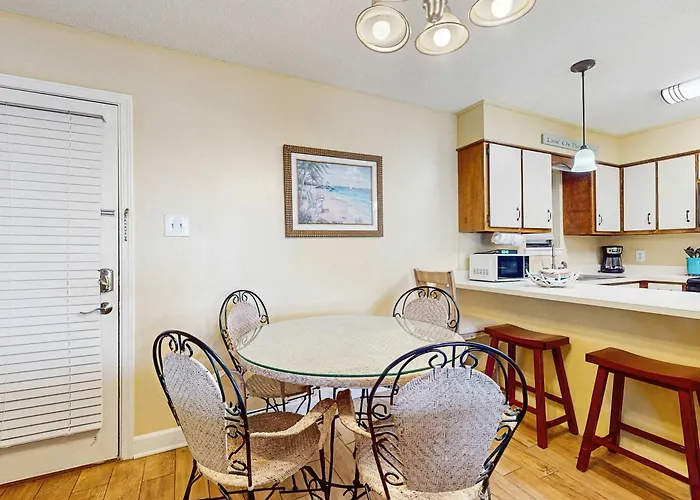 Darling W A Loft Free Wifi Balcony Shared Pool & Access *