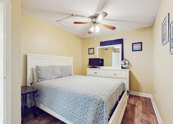 Darling W A Loft Free Wifi Balcony Shared Pool & Access Gulf Shores